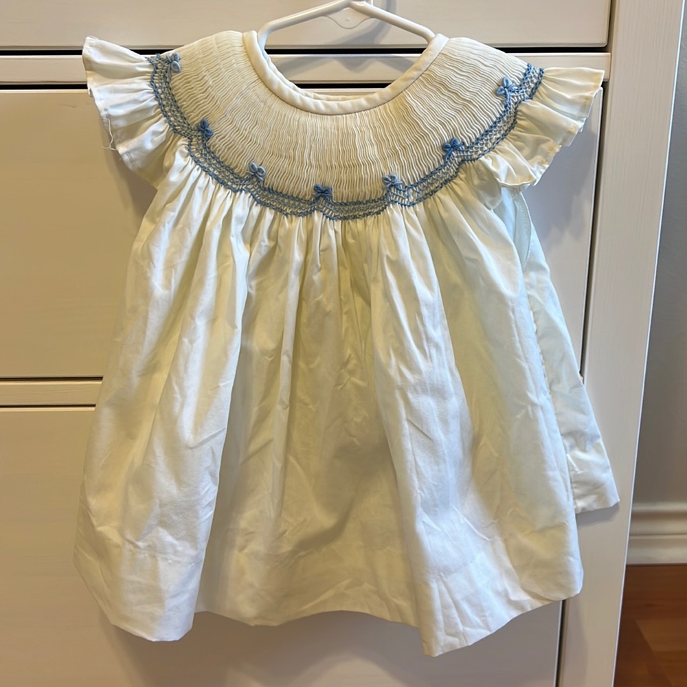 Yellow/cream smocked shirt and shorts